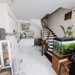 Nhà đẹp siêu hiếm hoàng hoa thám - bưởi - thụy khuê - lô góc 30m ra phố ở sướng. full nội thất