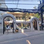 Cả năm có 1 căn cho thuê phố nguyễn đình thi 100m x 2 tầng mặt tiền 10m gọi tôi luôn kẻo lỡ