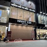 Cho thuê nhà mặt phố tô hiến thành,diện tích160m2x2 tầng,mặt tiền6m, giá bán 140 triệu, liên hệ: 0968896456