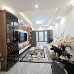 Nhà 6 tầng mới kính koong, giang biên, full nội thất xịn xò, ô tô cách 10m, 33m, mt 3.5, nhỉnh 5 tỷ