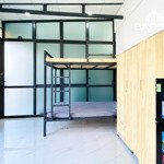Lâu Lắm Mới Trống Studio Ban Công Khu Kim Sơn