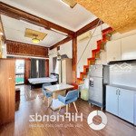 Căn Hộ Siêu Rộng 50M2 2 Không Gian Ngủ Balcon Thang Máy Hầm Xe Ngay Vòng Xoay Dân Chủ Toà Viettel