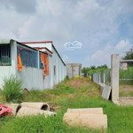 Bán ngộp lô đất 140m2 sát ql22 thuộc xã tân phú trung, củ chi giá 980 triệu