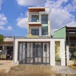 Cho thuê nhà mặt phố 100m2, 14 triệu vnd, dx 014, phú mỹ, thủ dầu một, bình dương, view đẹp