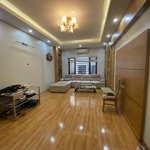 Láng Thượng Đống Đa. Ngõ Phân Lô, Gara Oto.diện Tích38M2 Dân Xây 5T Cực Chất. 2 Thoáng. Giá Bán 12.2 Tỷ.