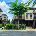 Bán Biệt Thự Izumi City, 55 Triệu/M2, 140M2, 4 Phòng Ngủ 3 Tầng, Mặt Sông Đồng Nai, Đối Diện Vinhomes Q9