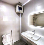 Bán Căn Hộ 2 Phòng Ngủ86M2 Nhà Mới Đẹp - Đối Diện Công Viên Hòa Bình