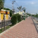 Bán Nhà Nát Phú Định, 4X20M Nở Hậu Full Thổ, Không Qh Không Lộ Giới, Chào 4.4Tỷ Còn Thương Lượng!