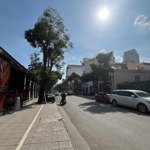Cần Bán Khuôn Đất Lớn Góc 2Mặt Tiềnxuân Thủy ~ 2.200M2 Được Xây Cao 10 Tầng, Giá Cực Tốt Chỉ 6Xx Tỷ.