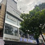 Ngay Hà Đô Centrosa. Bán Toà Nhà Đường 3 Tháng 2, P12, Q10. 228M2 (8,5X28M) 6Tầng - 450 Triệu/Th. 52 Tỷ