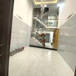 Trệt Lửng 3 Lầu Sân Thượng 4X15M Có 5 Phòng Ngủ 5 Vệ Sinhxe Hơi Ngủ Trong Nhà Phạm Văn Chiêu Giá Bán 18 Triệu