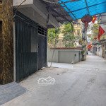 Bán Toà Apartment Ngõ 218 Lạc Long Quân Thông Sang Hồ Tây Không Gian Đẹp Thang Máy ,Gara Oto 34Ty