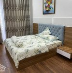 20 Tỷ- 292 Triệu/M² Kinh Doanh, Dòng Tiền, Thuê Ở, Ngõ Ô Tô Nguyễn Trãi Q5 Ngang 4M, Dài 17,6M, 4 Tầng