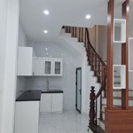 Cho Thuê Nhà Riêng Tại Ngõ 38/37 Đường Xuân La, 12 Triệu, 35 M2, View Đẹp Uy Tín