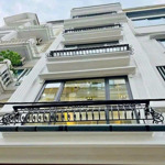 Chính Chủ Cần Bán Nhà Cầu Giấy 45M2 X 5 Tầng Giá Kịch Sàn 6.2 Tỷ Liên Hệ: 0982 286 191