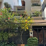 Bán Biệt Thự, Căn Góc 2 Mặt Tiền, 5 Tâng, Hẻm Xe Tải Thông, Gần Mặt Tiền Lê Quang Định, Ngang 6 X17