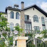 Bán Biệt Thự View Đẹp 560M2, 30 Tỷ Ở Đống Đa, P 3, Đà Lạt, Lâm Đồng, Nhiều Tiện Ích Hot!