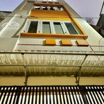 Ba Đình - Trước Nhà Ba Gác Phi - Sổ Vuông Đét