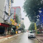 Bán nhà 4 tầng đang cho thuê kinh doanh karaoke - vị trí đẹp, kinh doanh tốt