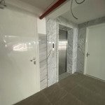 Nhà quan hoa, thang máy, dt 50m2 x 6,5t đầy đủ đồ cơ bản 24tr nhận nhà ngay