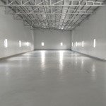 Cho thuê nhà xưởnng mới xây dựng xong, dt xưởng 300m2, giá 18 triệu/tháng