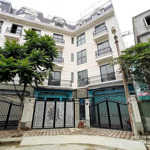 Cho thuê sàn văn phòng tại khu nhà ở phùng khoang.
