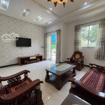 Cho thuê villa 04 phòng ngủ khu chinatown thuận an gía chỉ 15 triệu/th