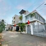 Bán gấp đất đường linh đông, thủ đức, dt 64m2 (4 x 16)
