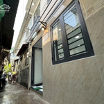Bán nhà 25m , 1 trệt 1 lầu, dtsd 50m, giá 3ty1 tl , ngay dh văn lang nguyễn thái sơn, gò vấp tphcm