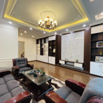 Nhà cực đẹp 43m2x7t thang máy, 10m ra phố, ôtô, đầy đủ nội thất phố hoàng quốc việt- phạm văn đồng.