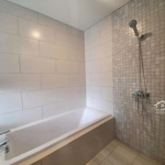 Hot căn đẹp nhất waterina suites - 31 tr/ tháng - nội thất siêu xịn, nhà trống sẵn