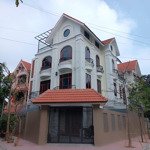 Cho thuê nhà vạn phúc, hà đông 205m2, 4 tầng, lô góc, full đh, thang máy, giá rẻ nhất khu vực 40tr