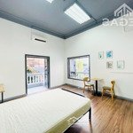 Cho Thuê Phòng Ban Công Cao Cấp Đầy Đủ Nội Thất Ngay Trung Tâm Quận 10