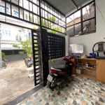 Nhà 1 trệt 2 lầu sân rộng ngay huỳnh tấn phát, q7