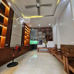 Cho thuê nhà long biên - gần chợ thạch bàn - siêu thị aeon mall - ngay đường cổ linh - cầu vĩnh tuy