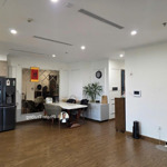 Bán gấp vinhomes west point 4pn sổ đỏ lâu dài full đồ tầng thấp ban công đông nam giá 12 tỷ bao phí