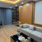 Bán chung cư royal city 106m 2pn hướng đông nam giá bán chỉ nhỉnh 9 tỷ