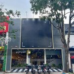 Cho thuê mặt bằng kinh doanh đường song hành, p. an phú, quận 2 (10x20m). giá thuê 160 triệu/th