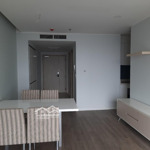 Chính chủ bán căn hộ tại the artemis, 80m2, 2 ngủ, view bảo tàng, ban công đn, full nội thất, sổ đỏ