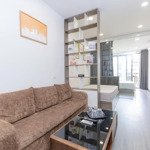 Cho thuê 1 phòng ngủ ban công lớn, đầy đủ nội thất mới tinh nằm ngay chùa hà, dịch vọng cầu giấy