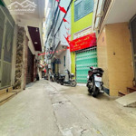 Bán Nr 3 Phòng Ngủ 4 Vệ Sinh 41M2, 16,7 Tỷ, View Đẹp Tại Nguyễn Thái Học, Ba Đình, Hà Nội
