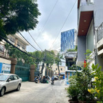 Bán nhà mặt phố xe hơi đậu cửa. gần trường học, gần siêu thị thông vĩnh khánh, hoàng diệu