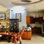 Biệt Thự Rộng Siêu Đẹp 3 Tầng Mặt Tiền Khủng 9M Gần Đường Phạm Văn Đồng Tp. Thủ Đức - Giá Chỉ 16 Tỷ