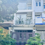 Nhà mt đường bàu cát 4,5x20m hầm trệt 3 lầu cho thuê
