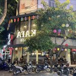 Siêu vip.cho thuê biệt thự mặt phố nguyễn đình thi.dt 220m2 x 4 tầng,mt 16m,giá 250tr/tháng