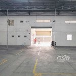 Cho thuê 2800m2 nhà xưởng tân phú trung củ chi .