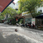 Thật 100%! ngõ 157 pháo đài láng, phân lô vỉa hè 2,5m, ô tô tránh dừng đỗ, 6t thang máy, kinh doanh