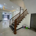 Bán nhà 50m2 ngõ riêng, sổ đỏ riêng cạnh chợ xốm, trường cấp 3 hưng đạo, đại học đại nam 6 phòng