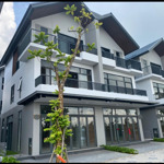 Bán lỗ căn shophouse zone 2 trực diện sân pickleball khu thể thao id junction, long thành