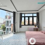 Căn hộ dịch vụ mới 100%, ban công 30m2, ngay nam kỳ khởi nghĩa q3, đầy đủ nội thất, được nuôi pet